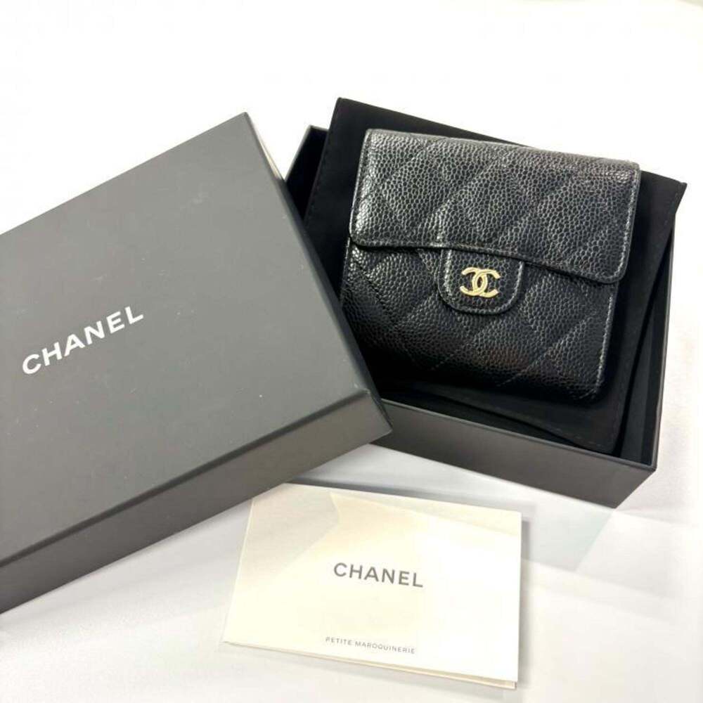 CHANEL Black Caviar Leather Logo Wallet - Picture 10 of 10